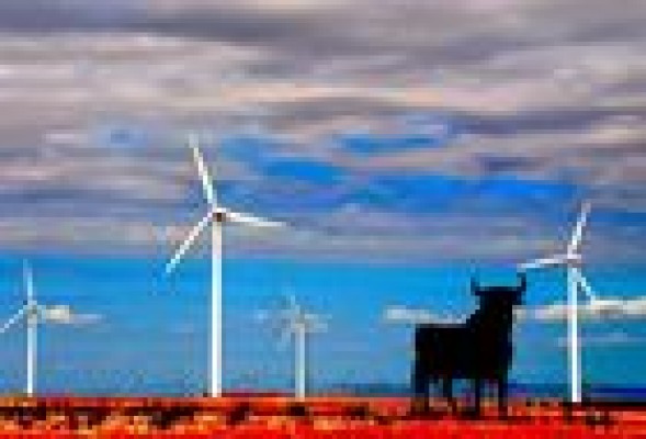 Decálogo para entender la 'guerra' entre Industria y las renovables