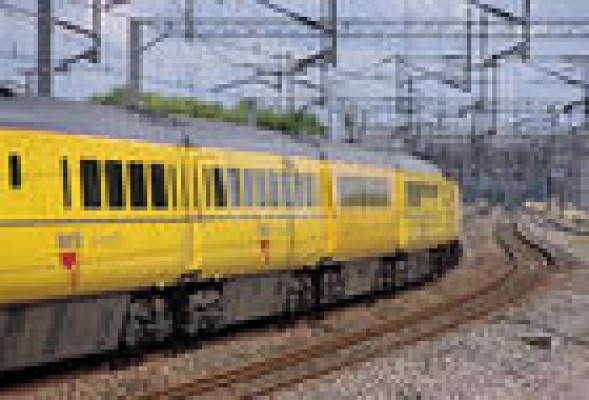Ferrovial y Abengoa electrificarán líneas de tren al sur de Inglaterra