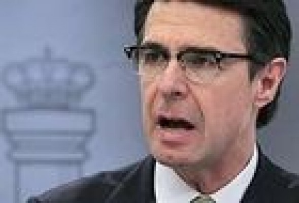Industria obligará ofrecer precios fijos de luz