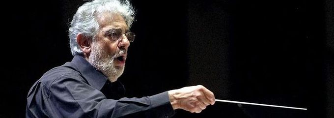 Plácido Domingo coge la batuta con La Primitiva de Llíria con un programa lleno de zarzuela