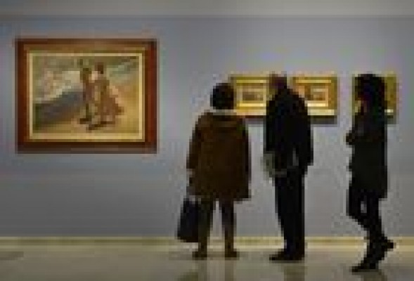 La luz del mar se exhibe en la Fundación Bancaja con cuadros de Sorolla, Pinazo y Pla