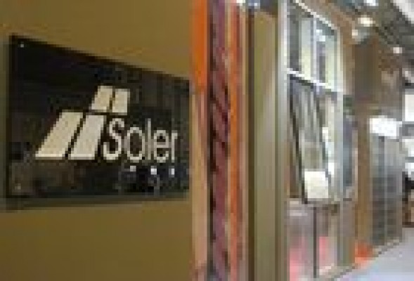 La empresa Tvitec compra el grupo valenciano Cristalerías Soler