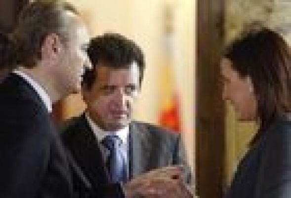 El Consell pende de un dictamen sobre la AVL del 'enrarecido' CJC