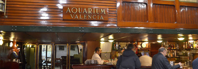 Un trago en Aquarium: la coctelería del viejo orden