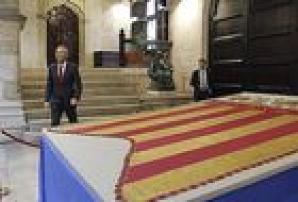El Consell Jurídic echa mano de un término difuso y poco realista para complacer a Fabra