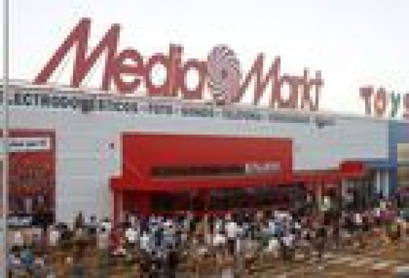 Media Markt, Bricor, Toys 'R' Us y Decathlon buscan hueco en el centro