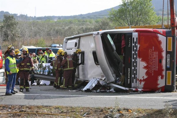 Fallecen 13 estudiantes de Erasmus en un accidente de autobús cuando volvían de las Fallas