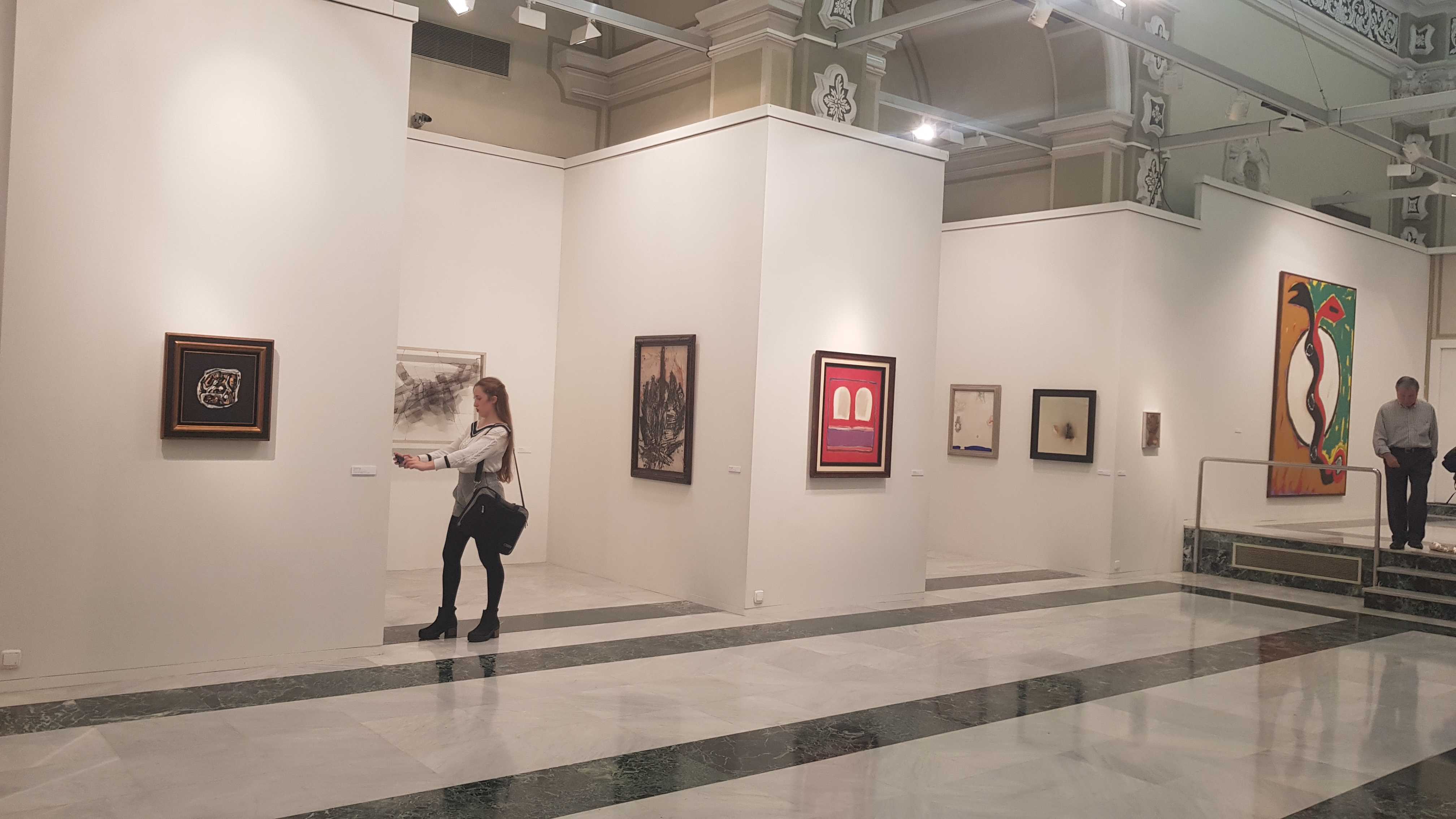 La abstracción y la figuración toman Caja Castellón con obras de Eduardo Arroyo o Equipo Realidad