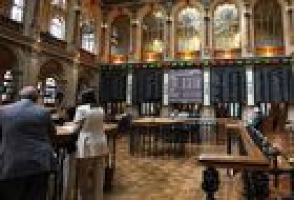 Una docena de cotizadas en bolsa para rentabilizar los ahorros