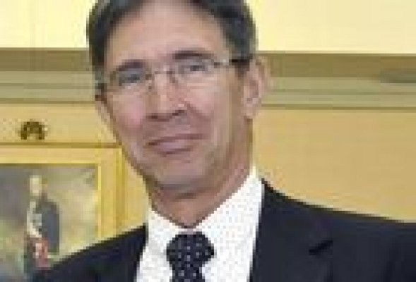 Consejeros del CVC discuten en el pleno diferencias sobre la definición de valenciano de la Acadèmia