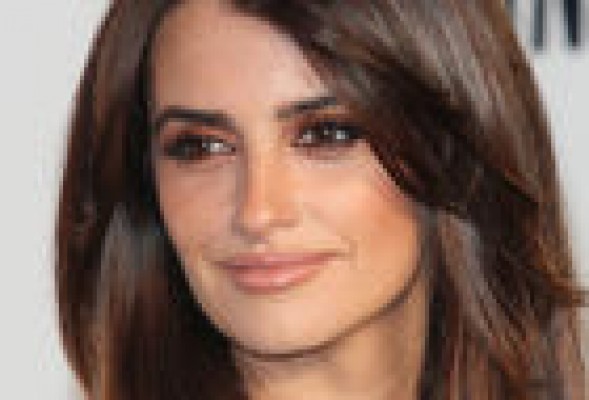 Julio Medem y Penélope Cruz buscan financiación para su película