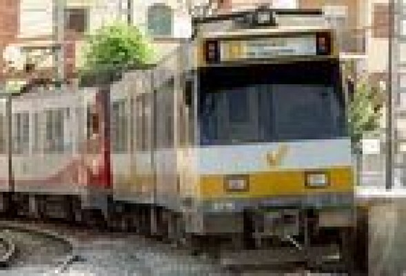 Un trabajador de FGV asegura que les dijeron que se cambiaban los cristales de las UTA porque eran mejores