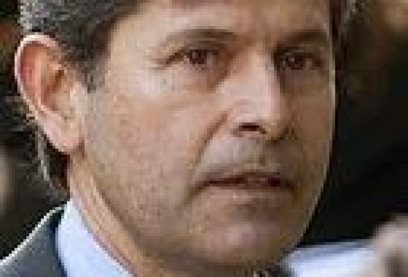 Bataller apunta a que las decisiones sobre contratación no las tomaban los técnicos, sino los políticos