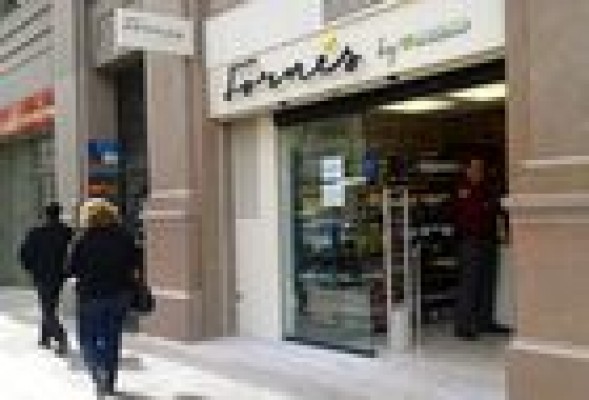 Más y más abre su primera tienda de conveniencia 'gourmet'