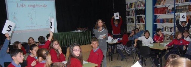 Lola Pirindola inicia un programa de emprendimiento para escuelas