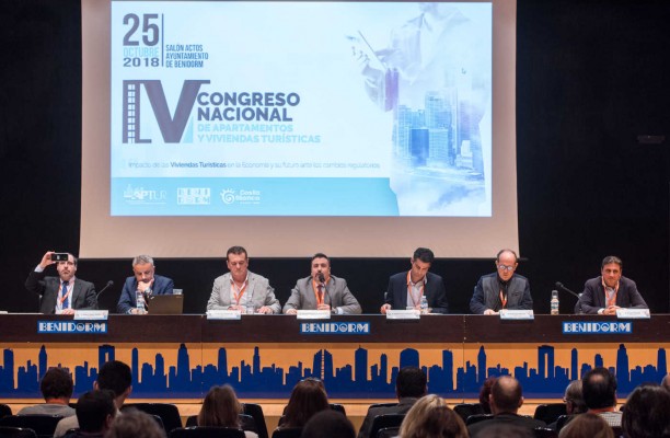 Los apartamentos turísticos firman un manifiesto: 