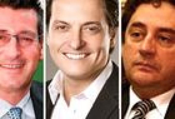 Partidos emergentes 'actualizan' a políticos arrinconados en PP y PSPV