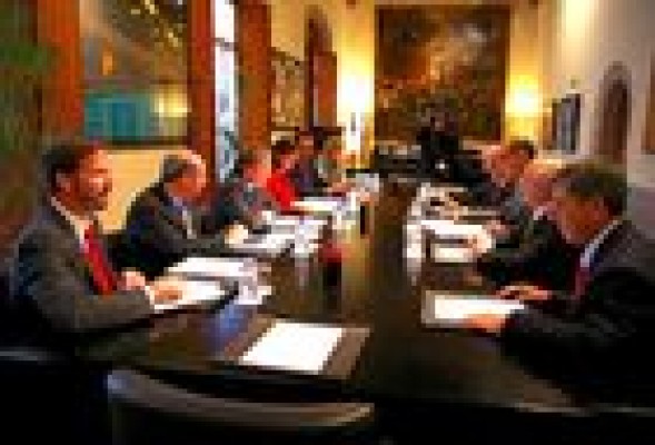 Català y Moragues se reúnen con los rectores de las universidades para evitar los juzgados