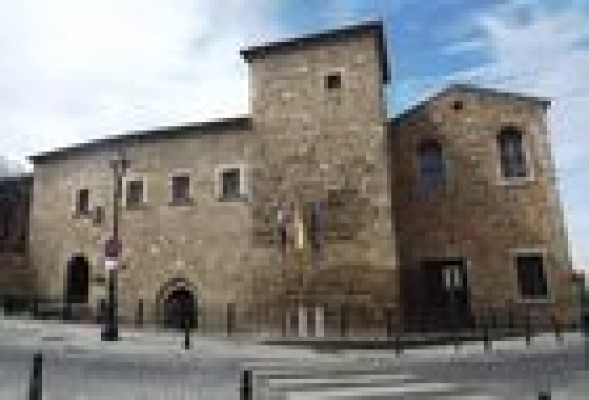 Extremadura coloca 300 millones en deuda