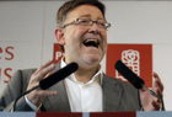 Ximo Puig gana con autoridad las primarias del PSPV con una participación masiva