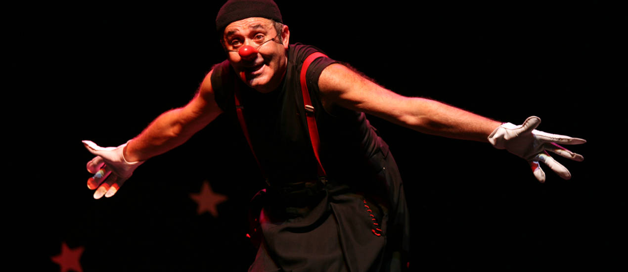 Menú escènic replet d'humor en la Mostra Internacional de Pallassos i Pallasses de Xirivella