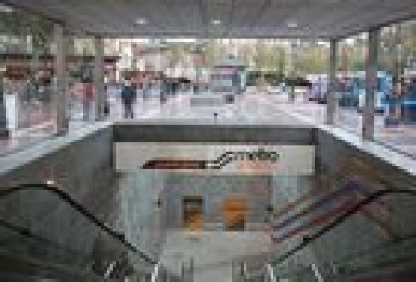 ACS, Sacyr y CAF venden el metro de Sevilla 