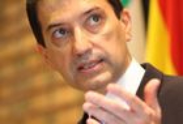La crisis no acabará hasta que no haya un cambio de tendencia en el mercado laboral
