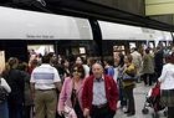 Bankia y otras ocho empresas se interesan por las estaciones de FGV