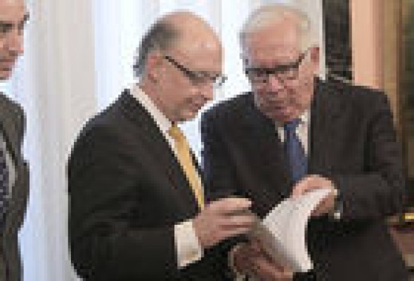 Los expertos plantean rebajar el tipo mínimo del IRPF al 20% y que el tipo máximo no supere el 50%