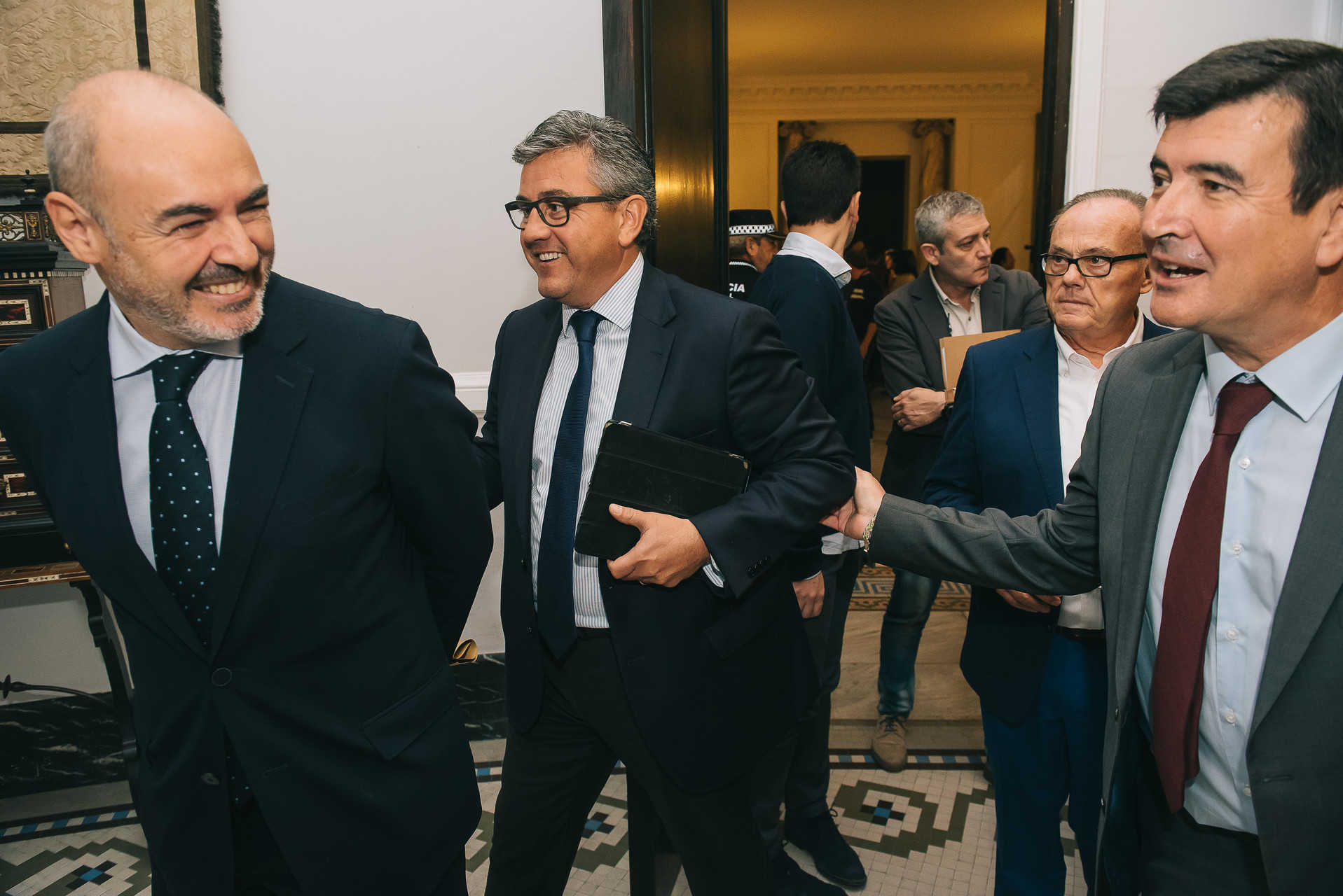 Eusebio Monzó, portavoz del PP en València; y Fernando Giner, portavoz de Cs. Foto: KIKE TABERNER - 