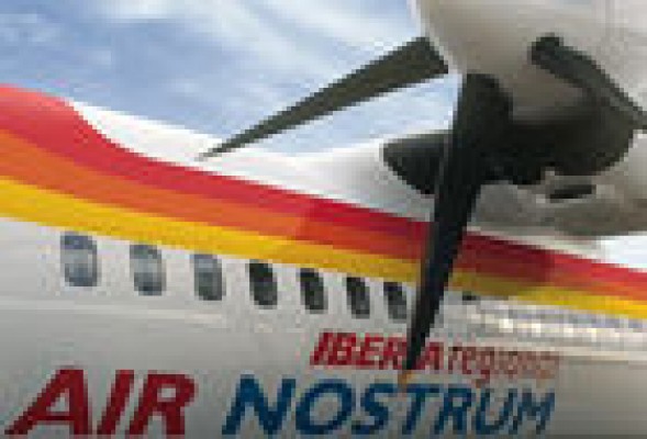 Las aerolíneas bajan las tarifas y aumentan los horarios para competir con el AVE
