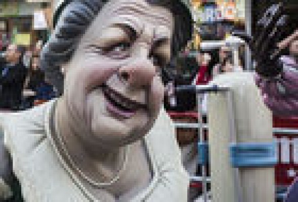 Claves y cifras para entender unas Fallas puestas a régimen por la crisis