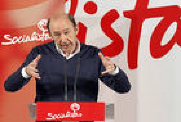 Rubalcaba participará el sábado en el Comité Nacional del PSPV que oficializará la candidatura de Ximo Puig