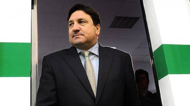 Sepulcre ofrece pignorar parte de sus acciones en favor del IVF, pero Illueca no acepta