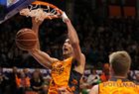 El primer paso hacia la final de Eurocup se da en la Fonteta