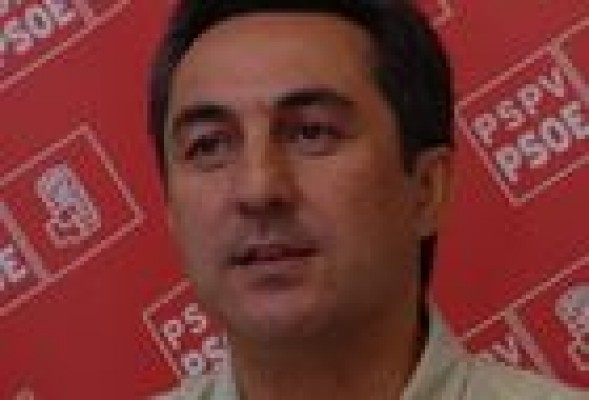 El concejal condenado por conducir ebrio deja el PSPV pero mantien su cargo