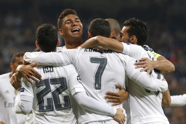 El Real Madrid golea al Sevilla y acecha el segundo puesto del Atlético