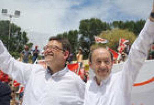 Rubalcaba esgrimirá la propuesta federalista de Puig para esquivar el problema de la consulta catalana