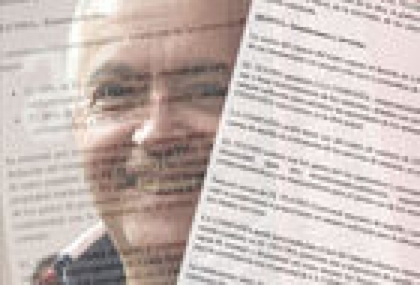 Así son los contratos secretos de José Luis Moreno: cláusulas abusivas y sin derechos