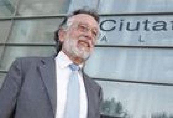 Alfonso Grau, en el disparadero 