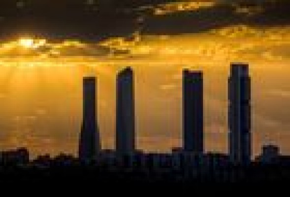 <em>El futuro crecimiento de la economía española tiene bases sólidas</em>