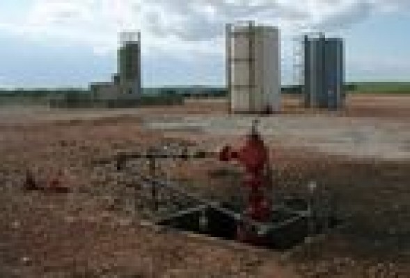 El PSOE propone prohibir el 'fracking' en la Ley de Responsabilidad Ambiental