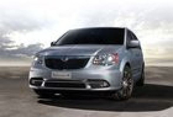 Lancia pone a la venta la edición Family Class del modelo Voyager