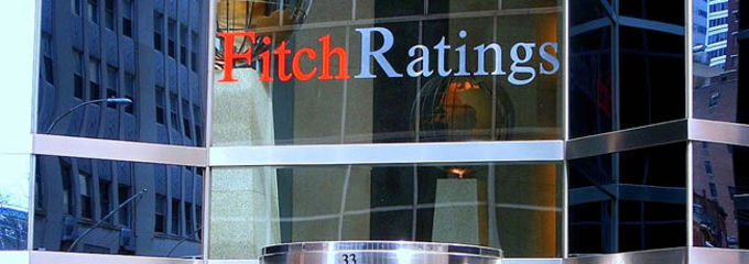 Fitch mejora el rating de la deuda avalada por el Estado de 7 bancos