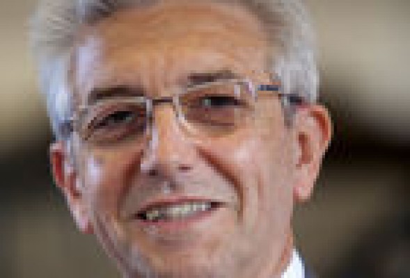 Vicente Olmos Ibáñez, nuevo presidente de la Bolsa de Valencia