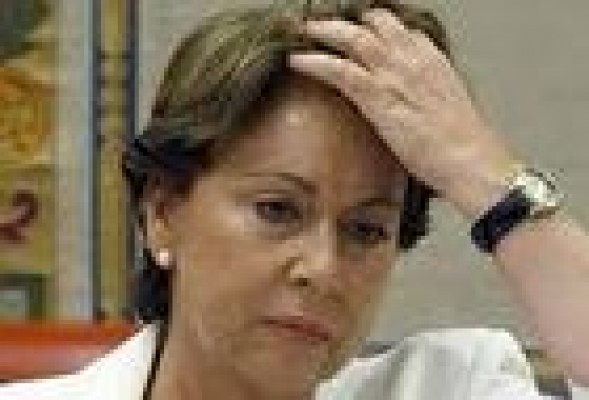 La Audiencia confirma la imputación de Magdalena Álvarez al existir 