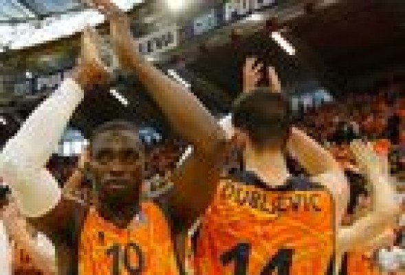 Final Eurocup: Valencia Basket, a un paso de la gloria