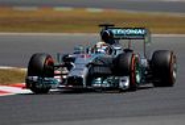 GP España: Hamilton firma su cuarta 'pole' del año; Alonso séptimo
