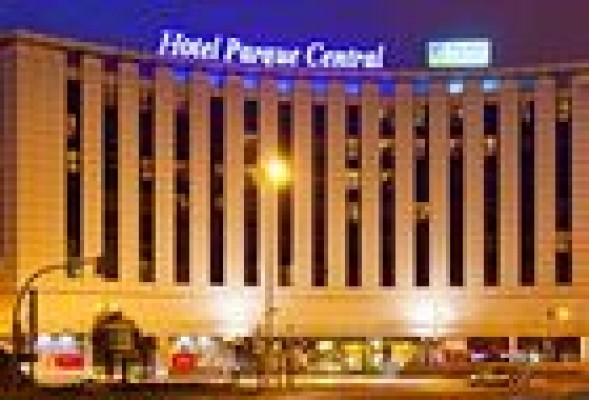 Dos grandes hoteles y una finca citrícola centran el interés de los inversores en Sareb