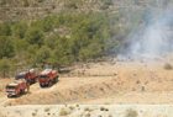 El incendio de Marines evoluciona favorablemente y no afecta a Sierra Calderona
